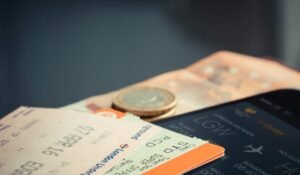 United Airlines cash refund guide — United Airlines Cash Refund: Your 2024 Guide to Getting Money Back — Photo by Torsten Dettlaff on Pexels