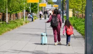 traveling with kids by air tips — Traveling with Kids by Air: Essential Tips — Photo by Lorna Pauli on Pexels