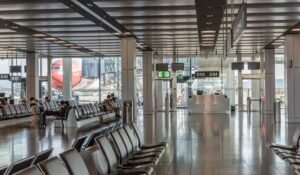 How to Get Airport Lounge Access — How to Get Airport Lounge Access: The Complete Guide — Photo by Tiago Alvar on Pexels
