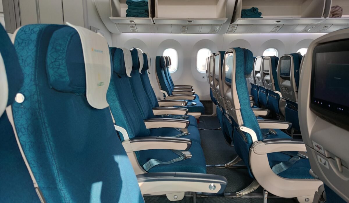 premium economy vs economy worth it — Premium Economy vs Economy: Is It Worth It? — Photo by Long Zhao on Pexels