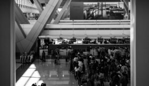 what to do if you miss your flight — What to do if you miss your flight: Complete guide — Photo by Earl Andre Roca on Pexels