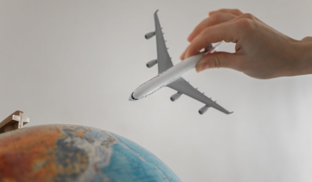 Flight Booking Trends 2026 USA — Flight Booking Trends 2026: USA Insights & Tips — Photo by Monstera Production on Pexels