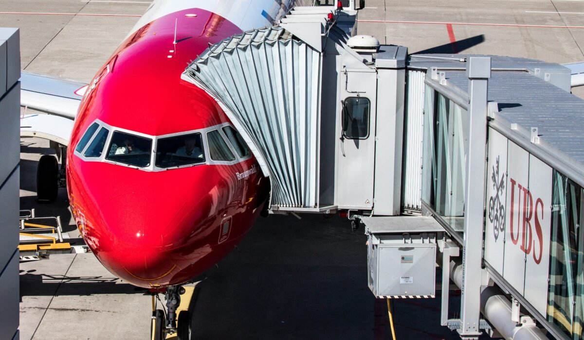 USA airline boarding zones explained — USA Airline Boarding Zones Explained: Guide — Photo by Louis on Pexels
