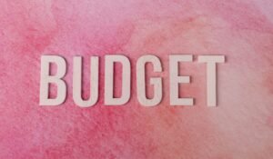 USA travel budget planning guide — USA Travel Budget Planning Guide: Master Flight Costs — Photo by Ann H on Pexels